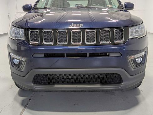 Used 2020 Jeep Compass Latitude w/ Cold Weather Group AWD/4WD image 2