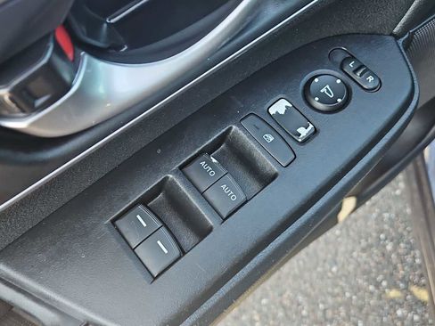 Used 2021 Honda CR-V EX image 15