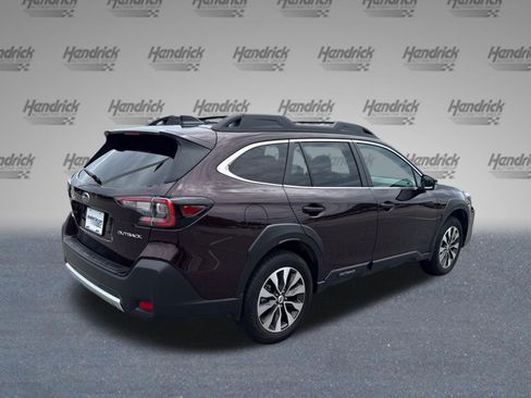 Used 2025 Subaru Outback Limited AWD/4WD image 9