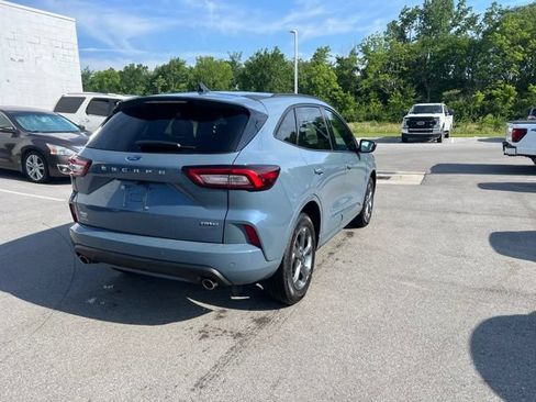 Used 2023 Ford Escape ST-Line w/ Tech Pack #1 AWD/4WD image 3