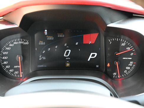 Used 2019 Chevrolet Corvette Z06 RWD image 26
