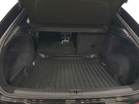 Used 2021 Audi Q3 2.0T Premium w/ Convenience Package image 24