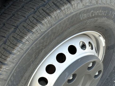 Used 2023 Mercedes-Benz Sprinter 3500 image 15