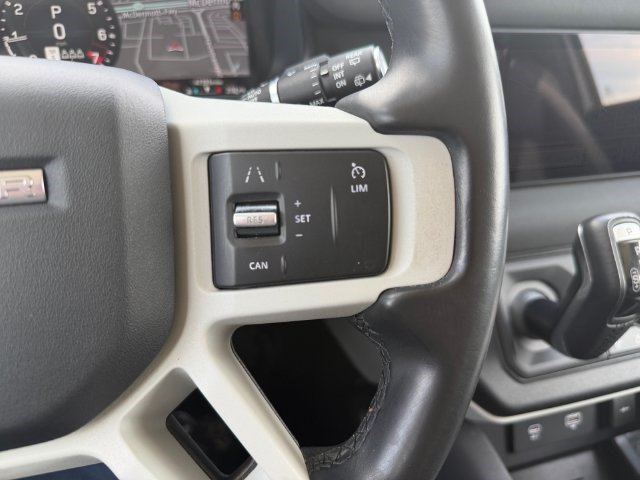 Used 2023 Land Rover Defender 90 S AWD/4WD image 23