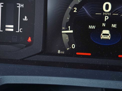 Certified 2025 Toyota 4Runner SR5 image 27