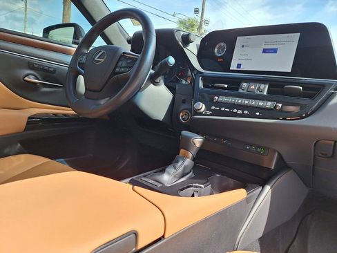 Used 2025 Lexus ES 350 w/ Premium Package image 27