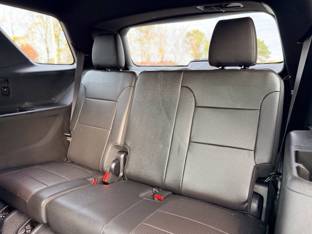 Used 2023 Chevrolet Traverse Premier w/ Redline Edition AWD/4WD image 26
