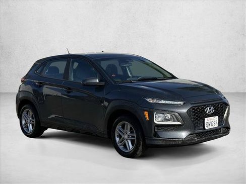 Used 2018 Hyundai Kona SE FWD image 3