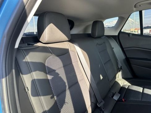 Certified 2025 Chevrolet Trax LT w/ Driver Confidence Package image 19