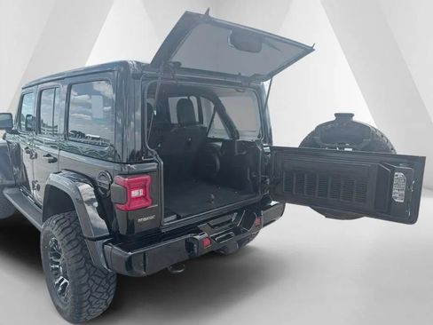 Used 2021 Jeep Wrangler Unlimited Sahara AWD/4WD image 29