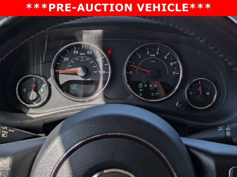 Used 2017 Jeep Wrangler Unlimited Rubicon w/ Connectivity Group image 27