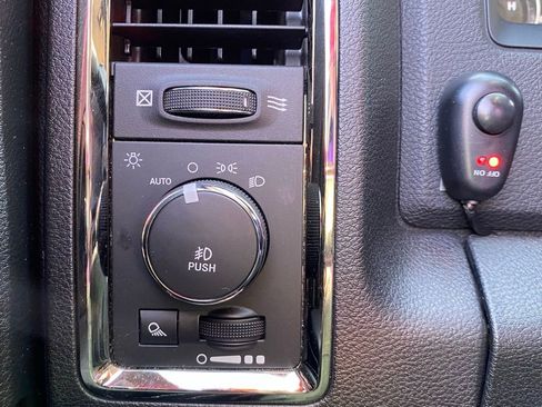 Used 2016 RAM 1500 Sport w/ Black Ram 1500 Sport Group image 24