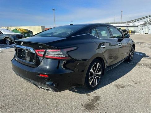 Used 2023 Nissan Maxima SV w/ Floor Mat Group FWD image 6