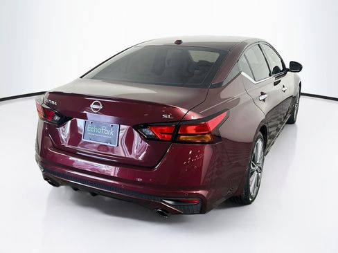Used 2024 Nissan Altima 2.5 SL FWD image 9
