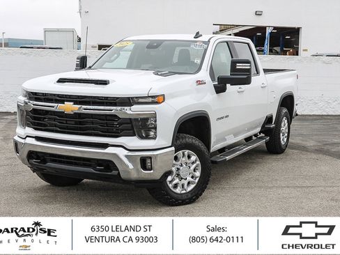 Used 2025 Chevrolet Silverado 2500 LT AWD/4WD image 1