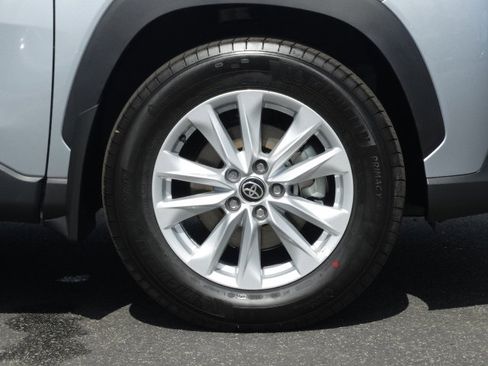 New 2026 Toyota Corolla Cross LE image 4