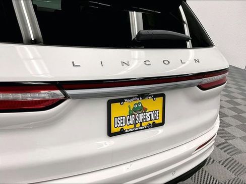 Used 2023 Lincoln Corsair Reserve w/ Jet Appearance Package AWD/4WD image 9