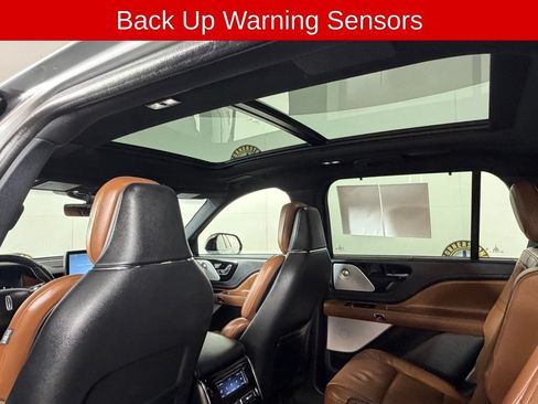 Used 2023 Lincoln Aviator Reserve w/ Equipment Group 201A AWD/4WD image 17