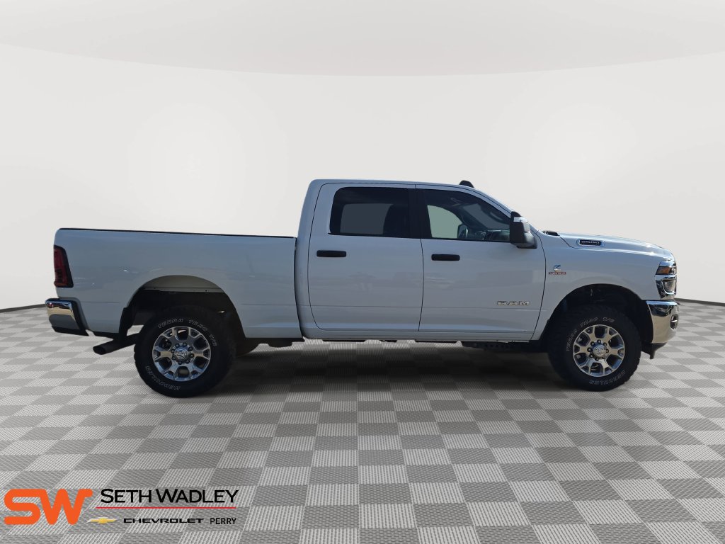 Used 2025 RAM 2500 Big Horn AWD/4WD image 8