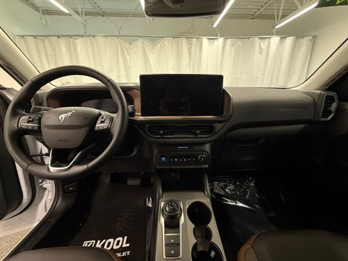 Used 2025 Ford Bronco Sport Outer Banks w/ Outer Banks Tech Package+ image 17