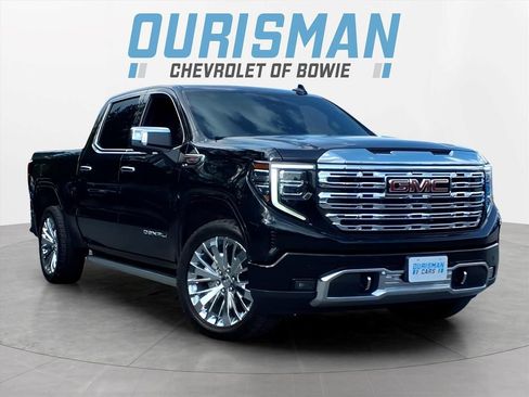 Used 2023 GMC Sierra 1500 Denali w/ Denali Reserve Package AWD/4WD image 1