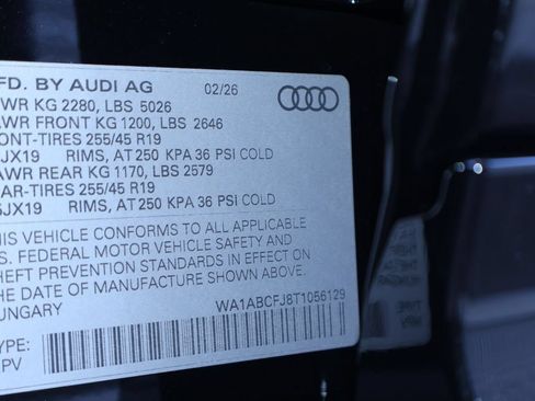 New 2026 Audi Q3 quattro 2.0T w/ Technology Package AWD/4WD image 24