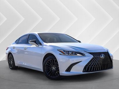 Used 2025 Lexus ES 300h w/ Premium Package