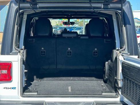 Used 2022 Jeep Wrangler Unlimited Rubicon 4xe image 31