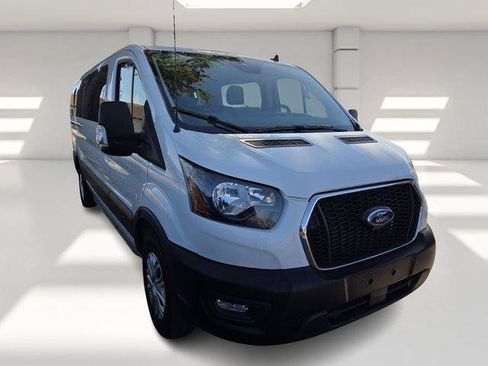 Used 2024 Ford Transit 350 XLT image 3
