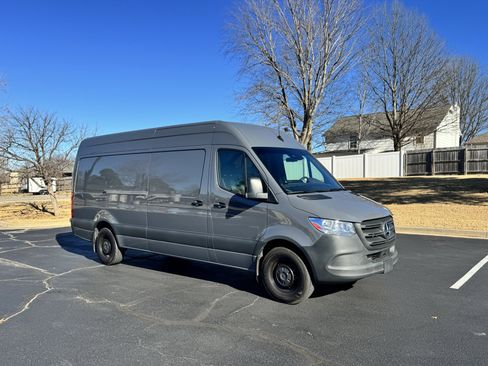 Certified 2024 Mercedes-Benz Sprinter 2500 image 1