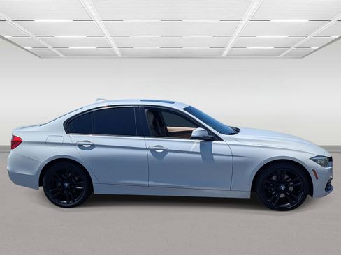 Used 2016 BMW 328i Sedan RWD image 6