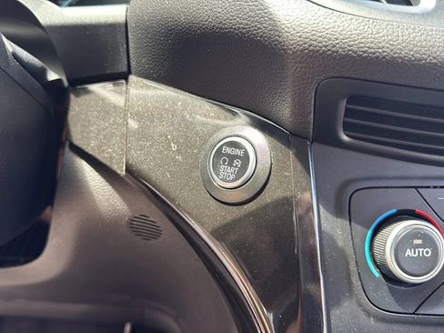 Used 2019 Ford Escape SEL AWD/4WD image 21