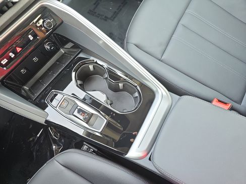 New 2026 Audi Q5 Premium image 23