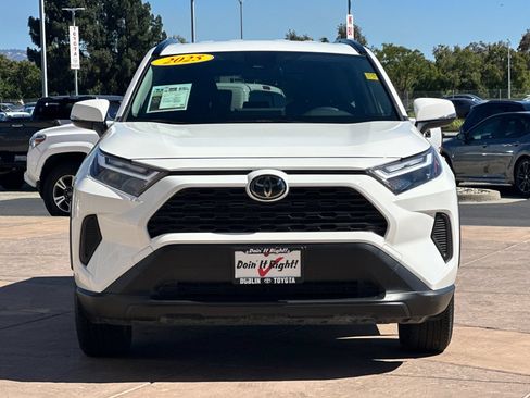 Used 2025 Toyota RAV4 XLE AWD/4WD image 10