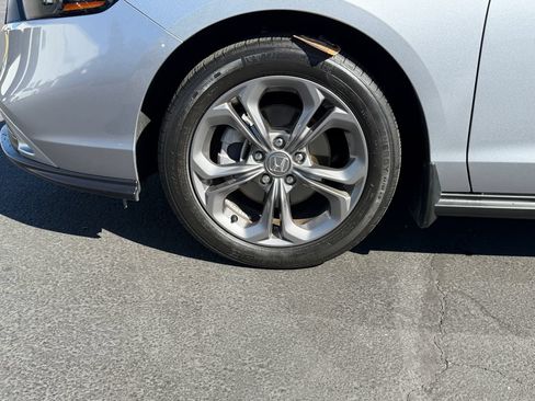 Used 2023 Honda Accord EX image 6