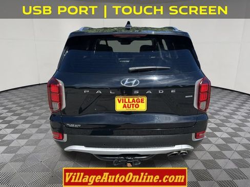 Used 2022 Hyundai Palisade SEL w/ Premium Package AWD/4WD image 3