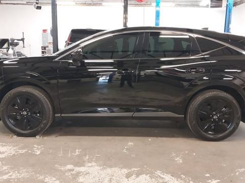 Used 2025 Nissan Murano SV AWD/4WD image 36