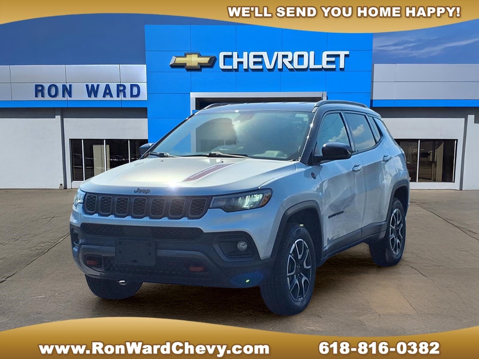 Used 2025 Jeep Compass Trailhawk AWD/4WD image 1