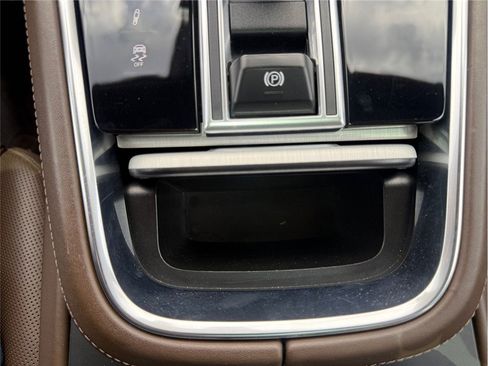 Used 2018 Porsche Panamera 4S AWD/4WD image 24