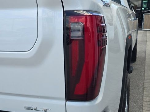 Certified 2024 GMC Sierra 2500 SLT AWD/4WD image 10