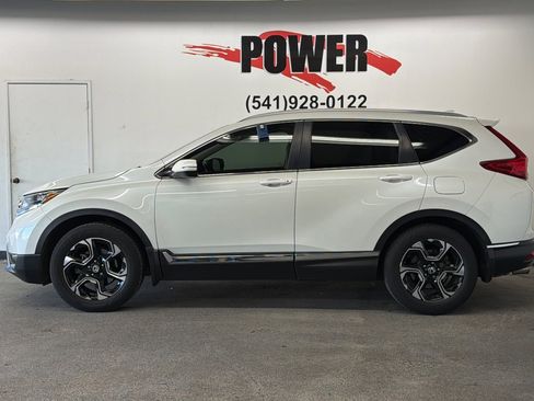 Used 2018 Honda CR-V Touring image 6