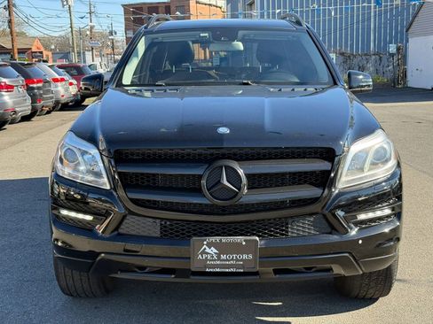 Used 2014 Mercedes-Benz GL 450 4MATIC image 2