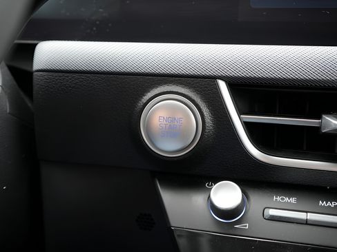 Certified 2025 Hyundai Sonata SE FWD image 28