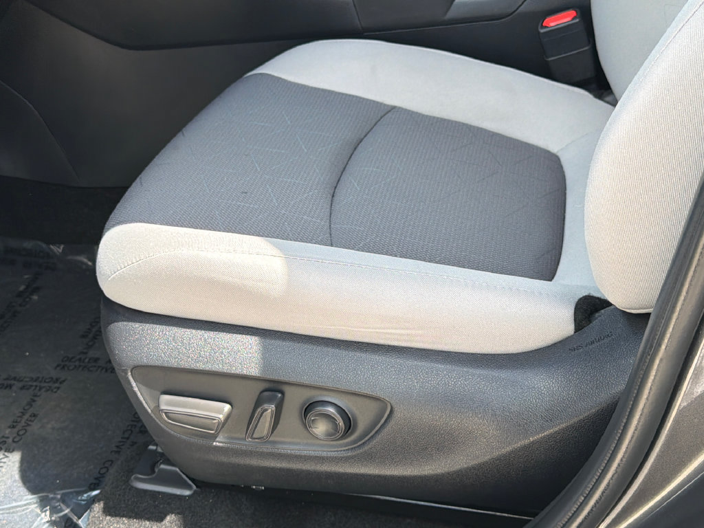 Used 2024 Toyota RAV4 XLE w/ Weather Package AWD/4WD image 21