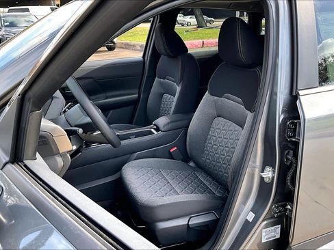 New 2026 Nissan Kicks SV w/ Charging Package image 15