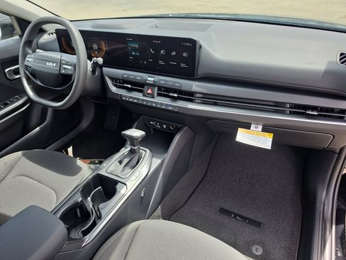 New 2026 Kia K4 FWD image 10
