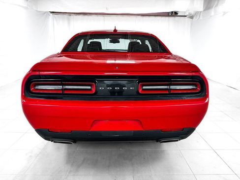 Used 2015 Dodge Challenger SXT Plus RWD image 5