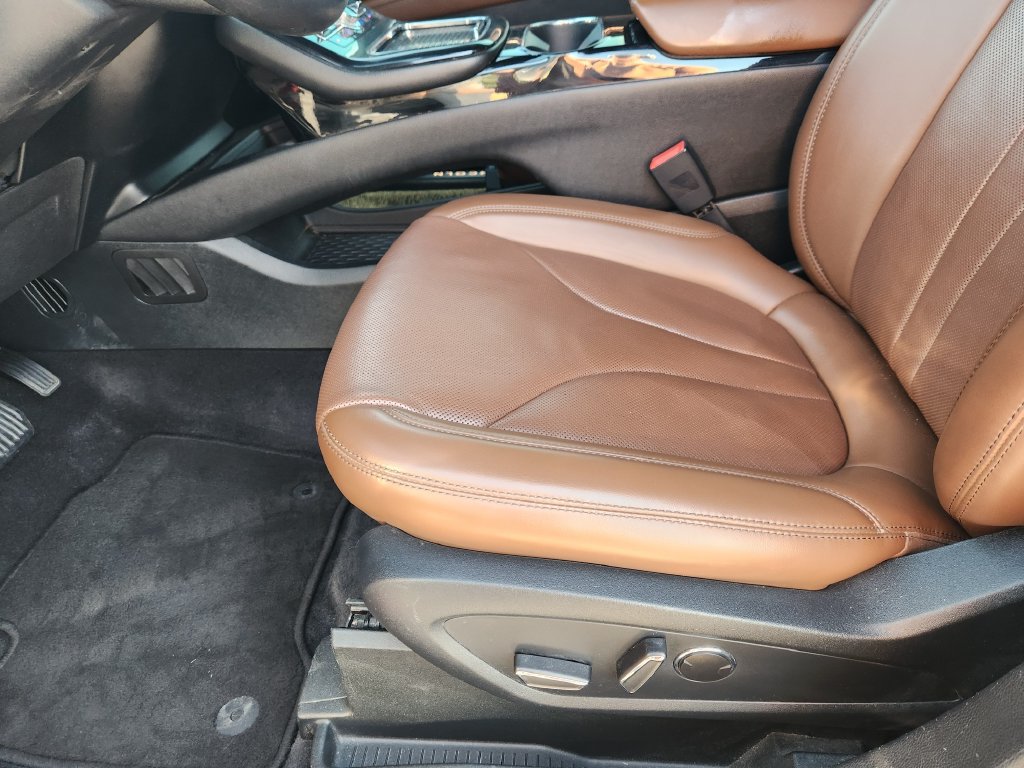 Used 2022 Lincoln Nautilus Reserve w/ Equipment Group 201A AWD/4WD image 25
