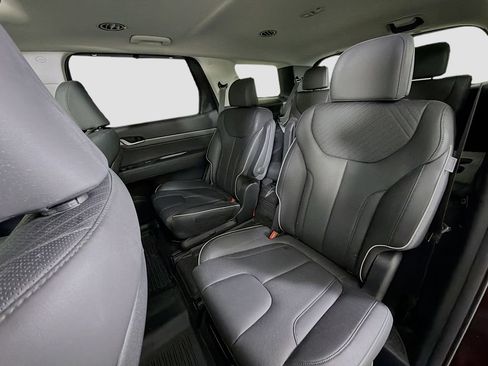Used 2024 Hyundai Palisade SEL w/ Premium Package FWD image 25