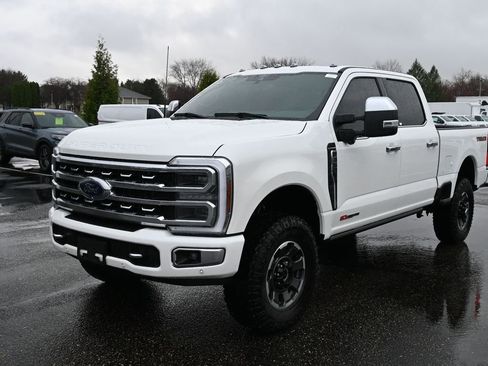 Used 2024 Ford F350 Platinum w/ Tremor Off-Road Package image 21